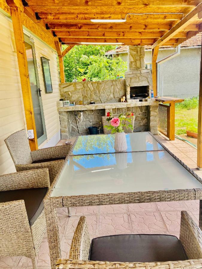 Caravans 10 Min To Tsonevo Lake & 35 Min To Black Sea Экстерьер фото