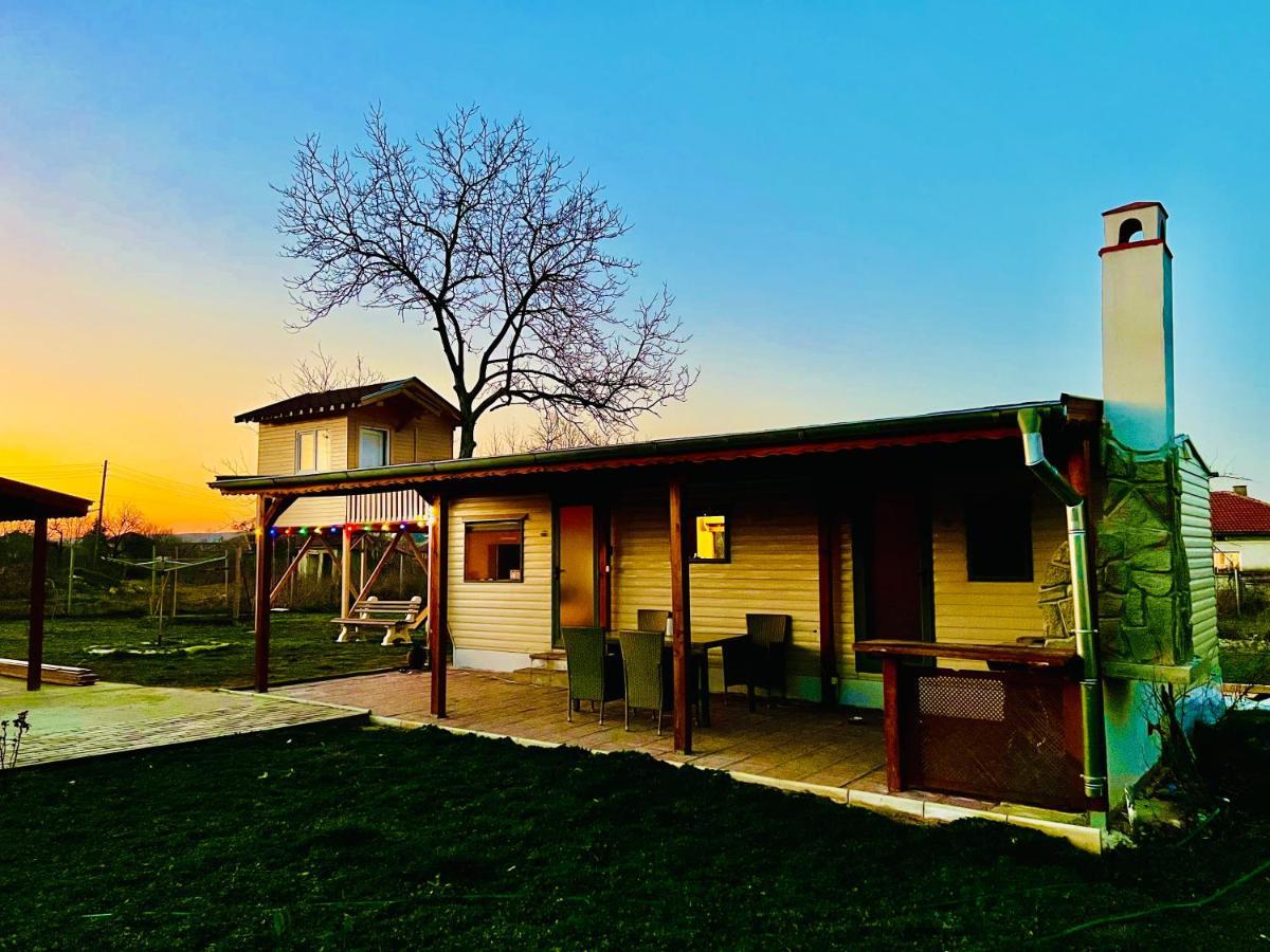 Caravans 10 Min To Tsonevo Lake & 35 Min To Black Sea Экстерьер фото